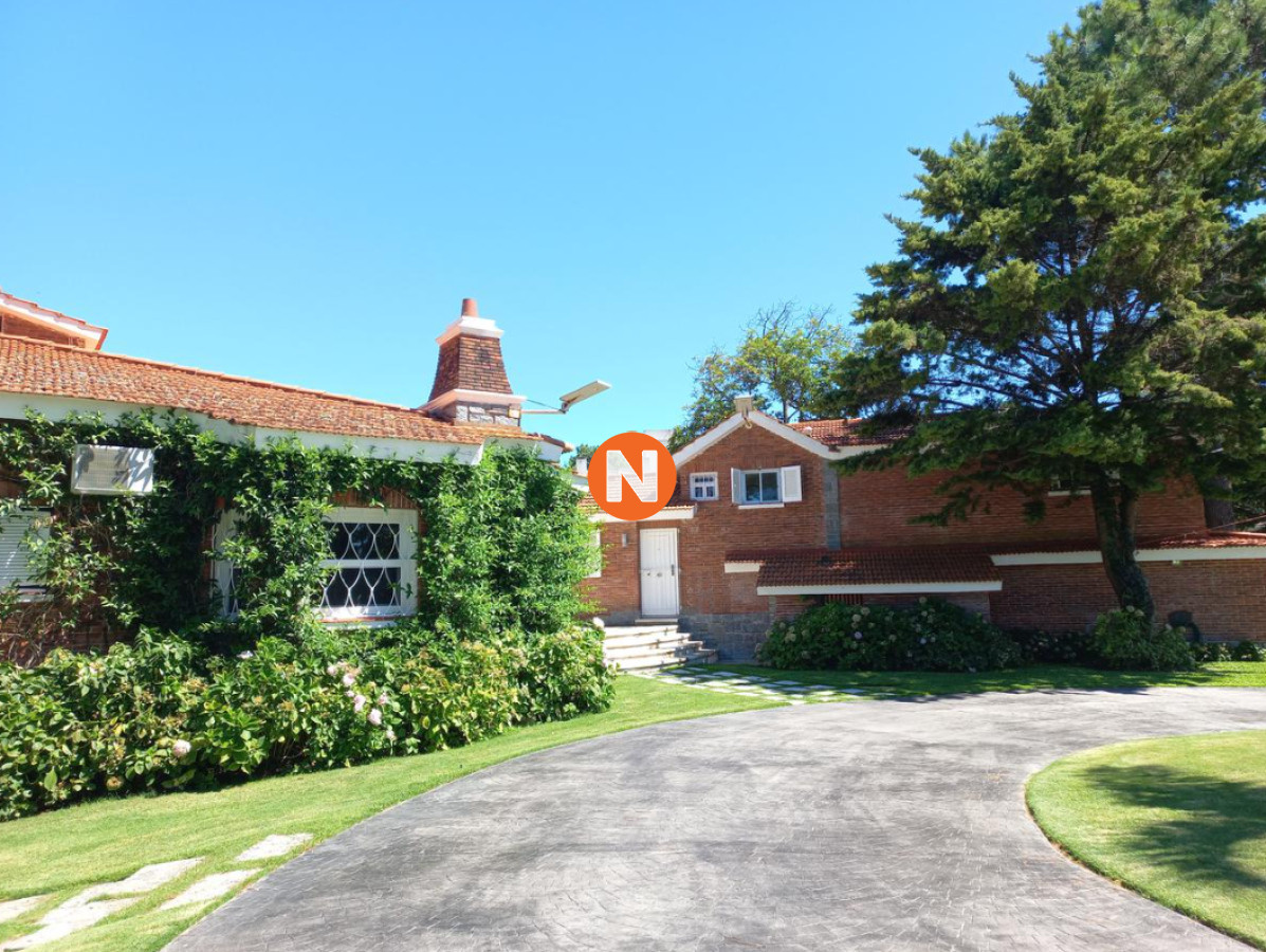 Casa Ref.223711 - Exclusiva Casa en Venta, 10 dormitorios