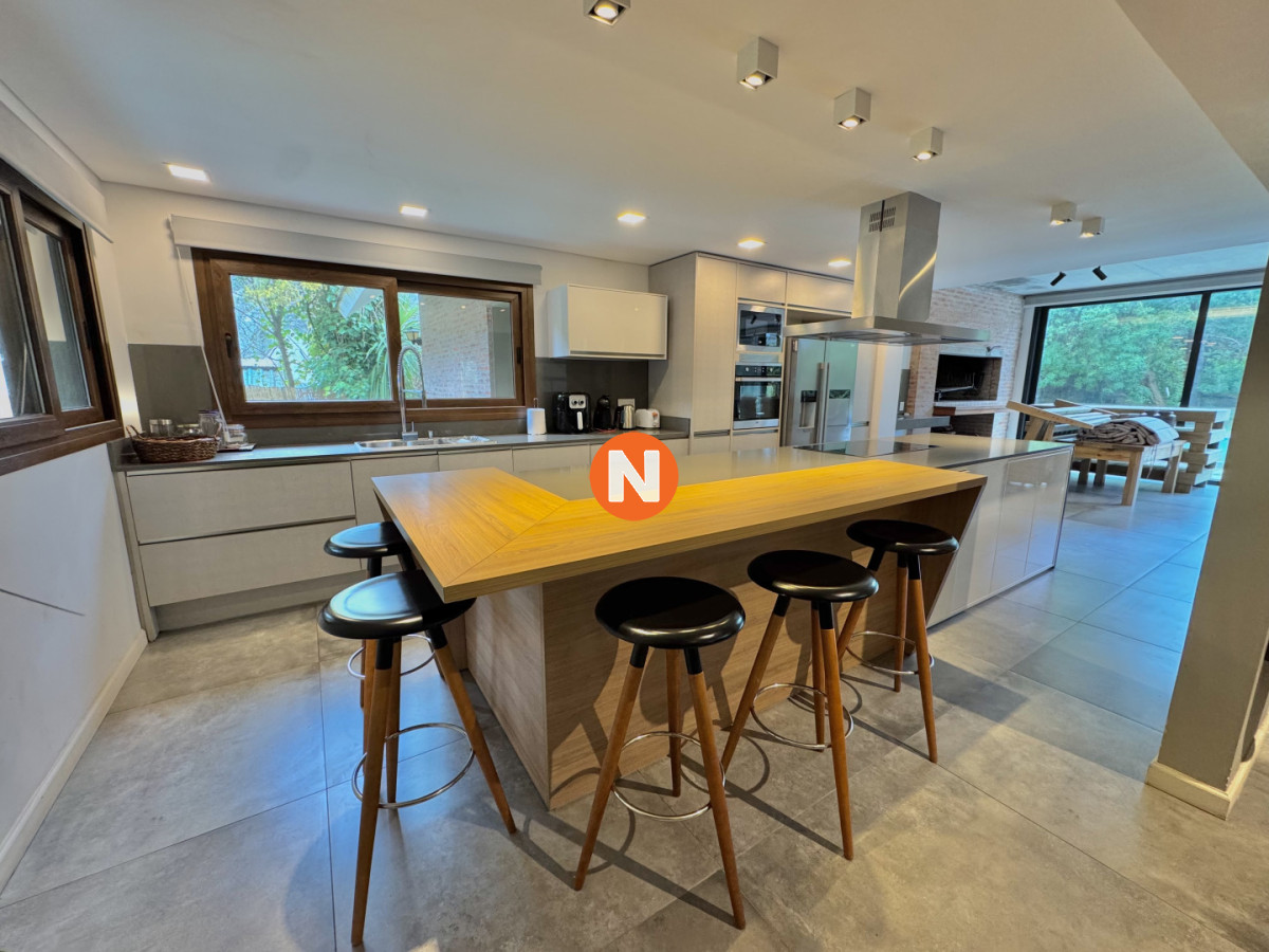 Casa Ref.225168 - SAN RAFAEL VENTA DE CASA DE 4 DORMITORIOS A METROS DE CIPRIANI