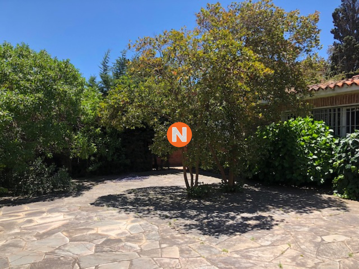 Casa Ref.214457 - CASA EN VENTA EN PUNTA DEL ESTE  EN PLAYA MANSA
