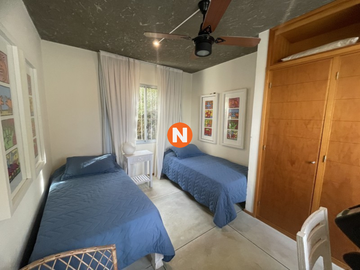 Casa Ref.223500 - Casa en Venta, 5 dormitorios, La Barra