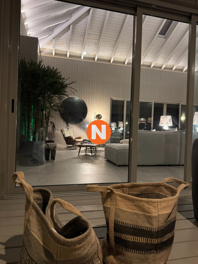 Casa Ref.223700 - Casa en Venta, 4 dormitorios, El Faro