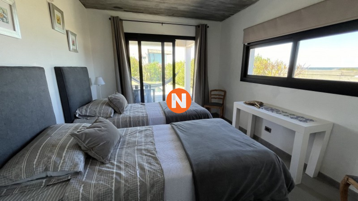 Casa Ref.223503 - Casa en Venta, 5 dormitorios, La Barra