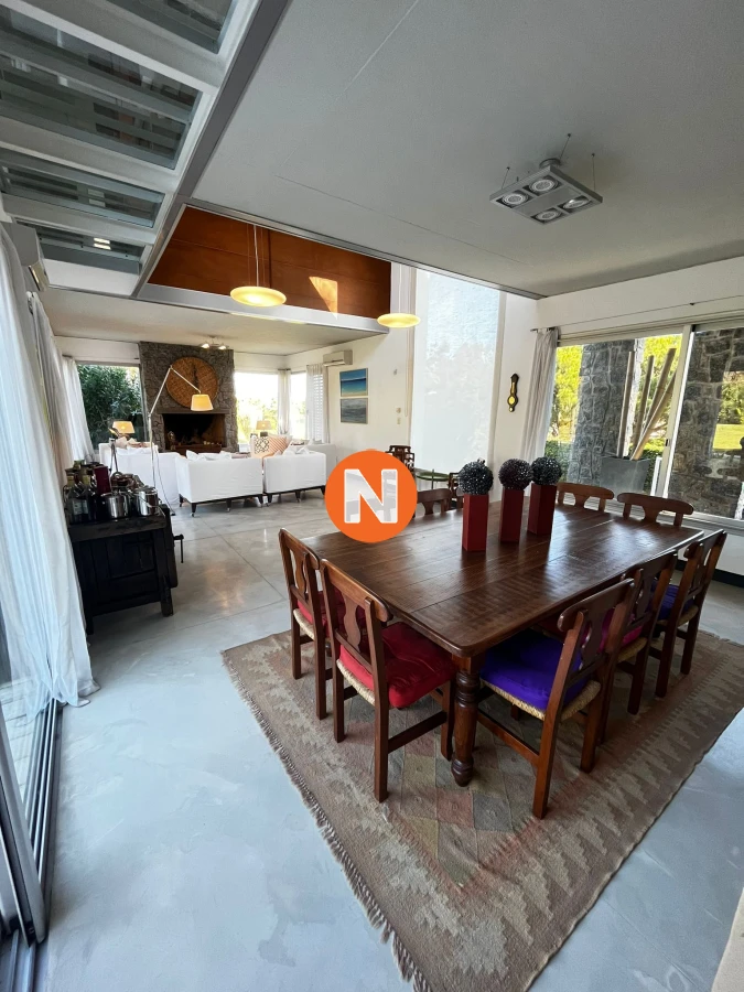 Casa Ref.207874 - Casa en Venta y Alquiler, Rincón del Indio, Punta del Este, 3 Dormitorios.