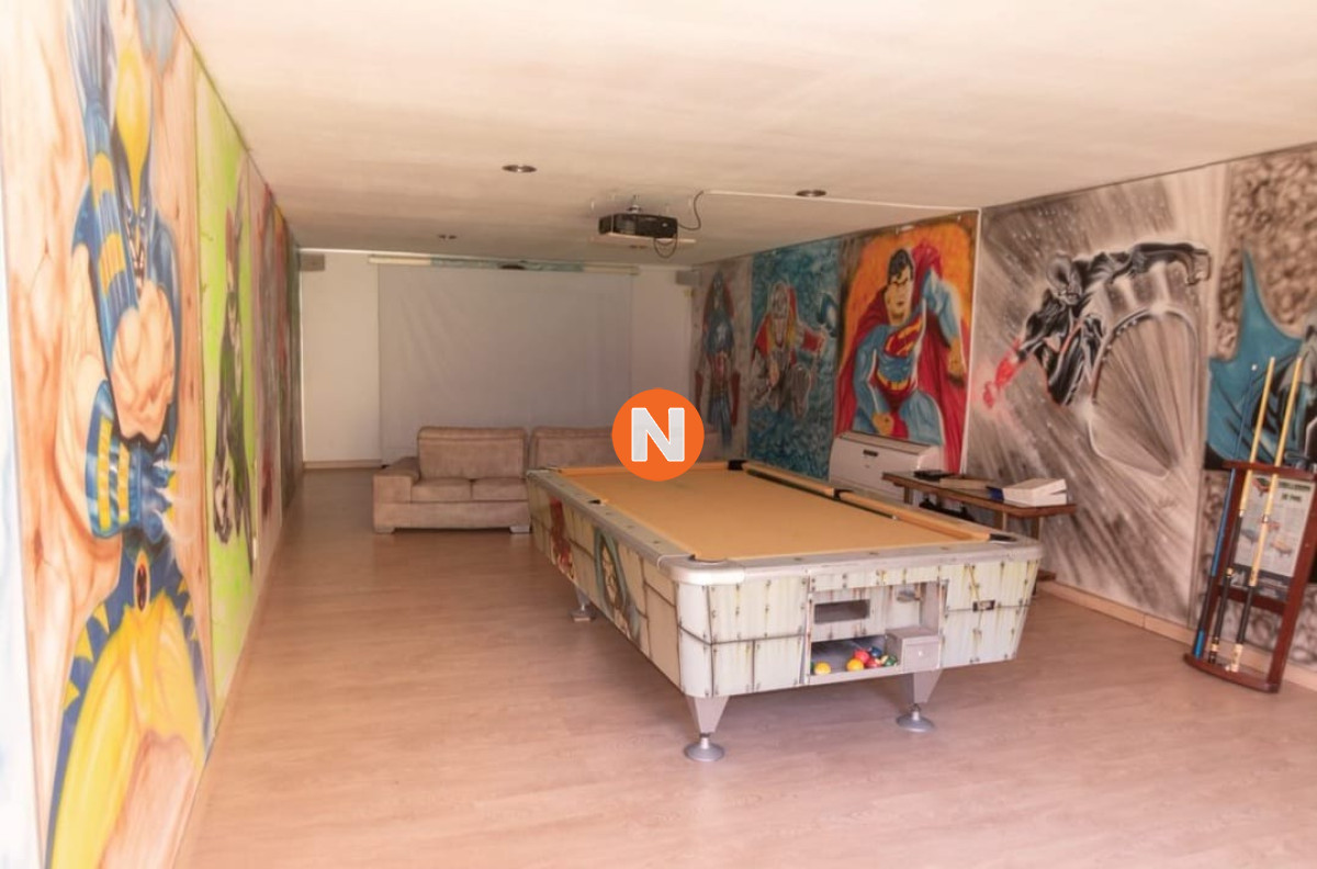 Casa Ref.221820 - Casa en Venta, 4 dormitorios