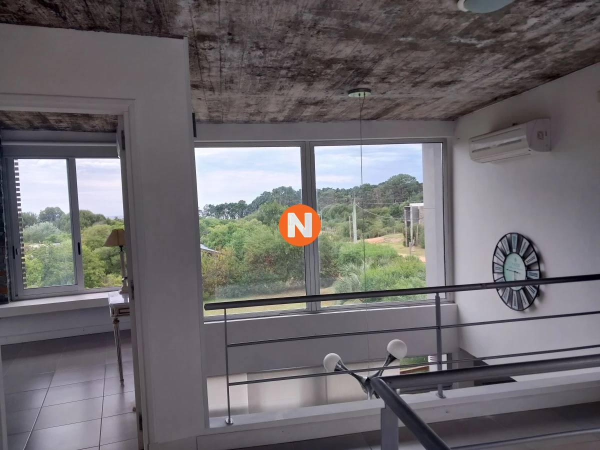 Casa Ref.214376 - Gran oportunidad en Pueblo San Vicente. EN VENTA