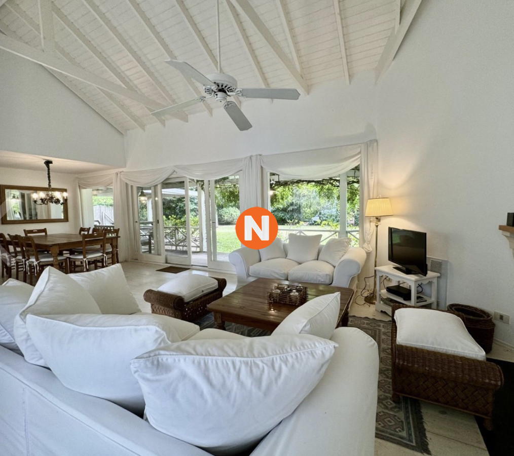 Casa Ref.225561 - Casa en Laguna Blanca - La Barra