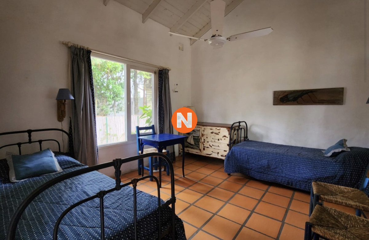 Casa Ref.225563 - Casa en Altos de Montoya - Espacio y Comodidad