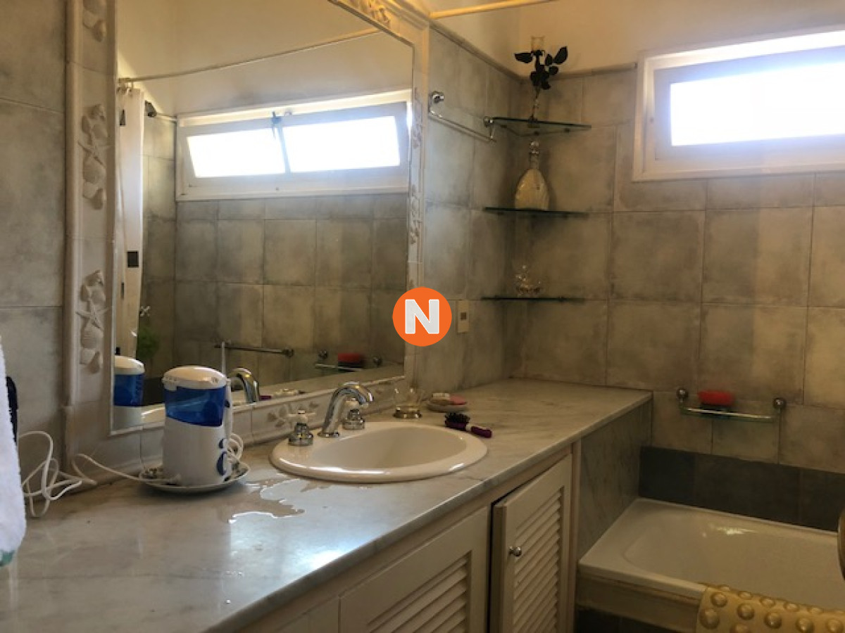 Casa Ref.214457 - CASA EN VENTA EN PUNTA DEL ESTE  EN PLAYA MANSA