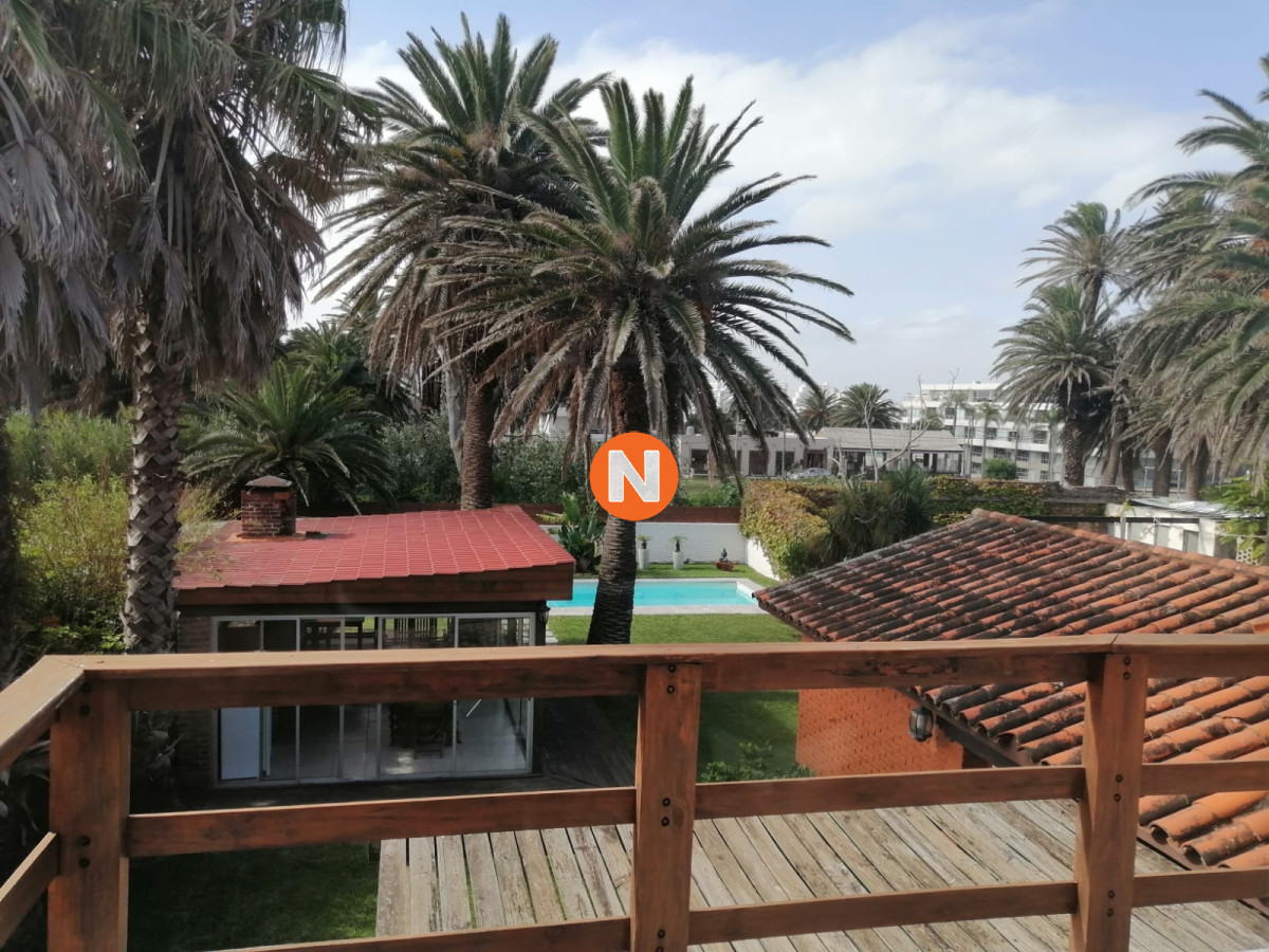 Casa Ref.206733 - Casa en Peninsula, Punta del Este, 6 Dormitorios.