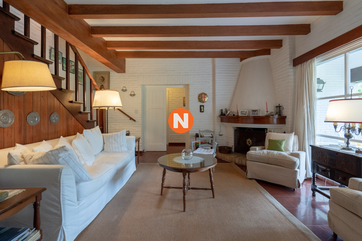 Casa Ref.223322 - Casa en Venta, 3 dormitorios