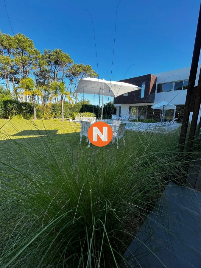 Casa Ref.207874 - Casa en Venta y Alquiler, Rincón del Indio, Punta del Este, 3 Dormitorios.