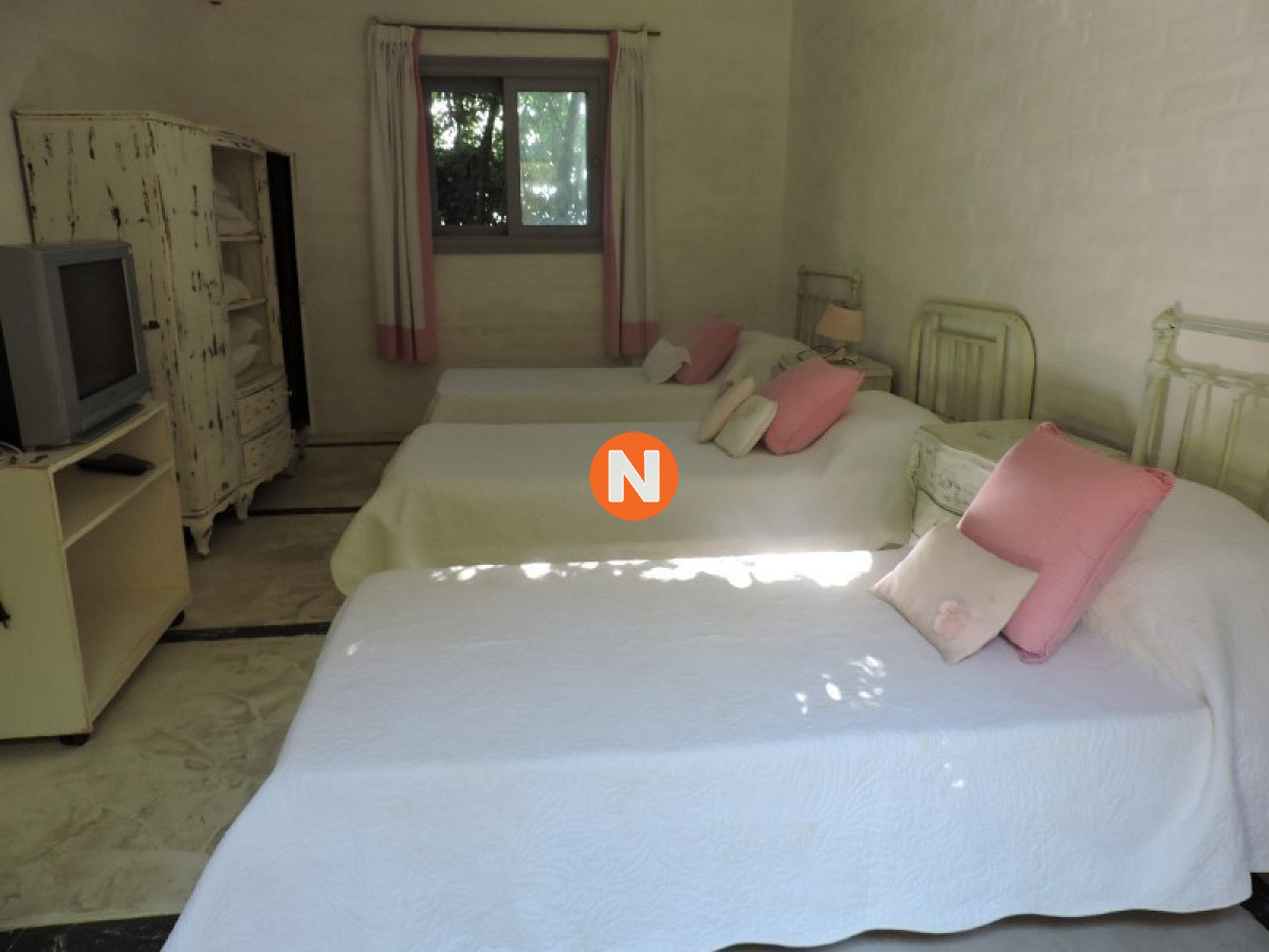 Casa Ref.223506 - Casa en Venta, 7 dormitorios, Punta del Este