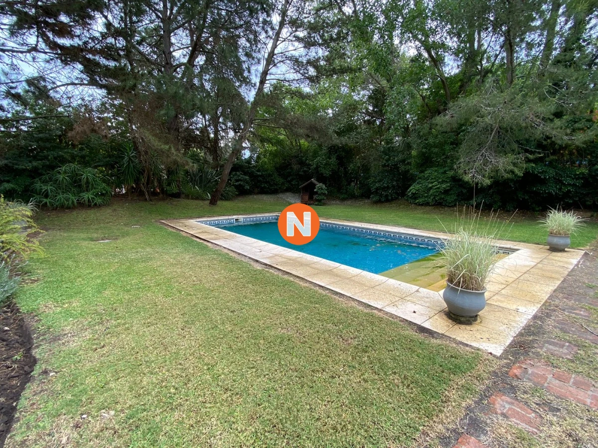 Casa Ref.205176 - Casa en Venta y Alquiler, Rincón del Indio, Punta del Este, 4 Dormitorios.