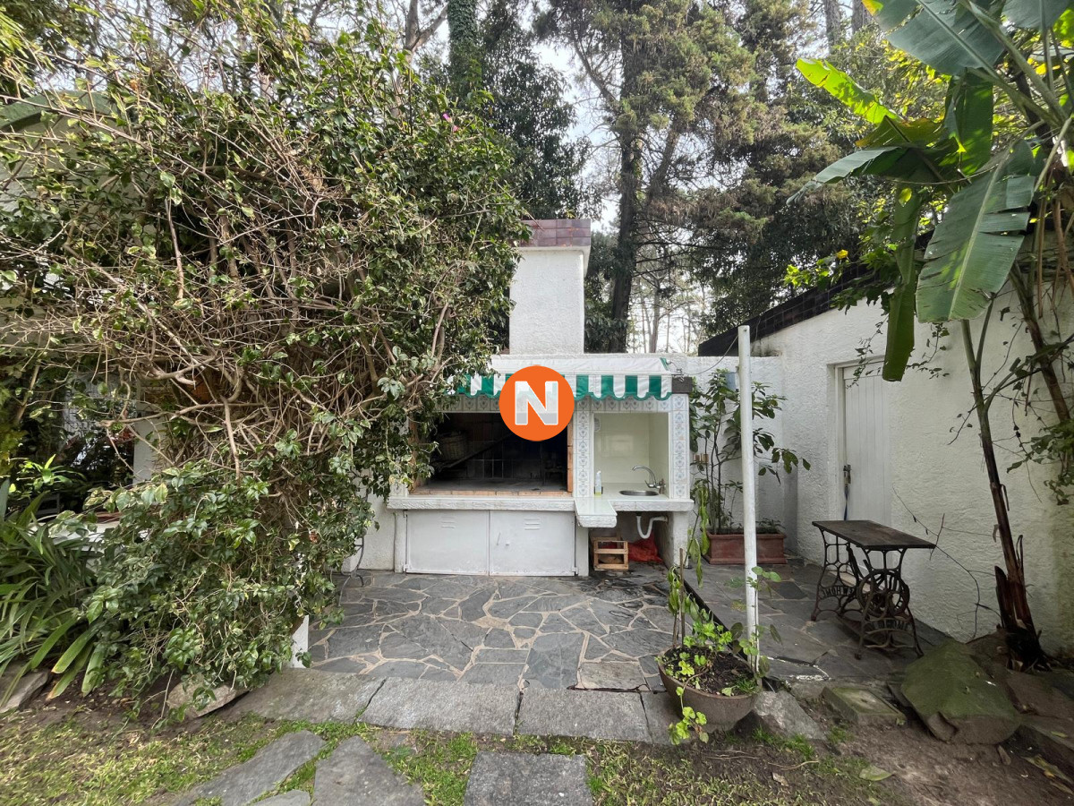 Casa Ref.223861 - Venta de casa de 4 dormitorios en Cantegril