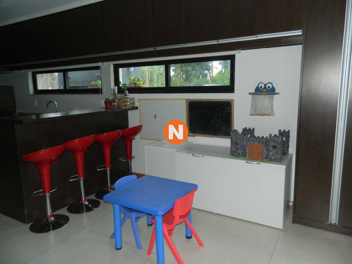 Casa Ref.224826 - Casa en Venta barrio La Arbolada