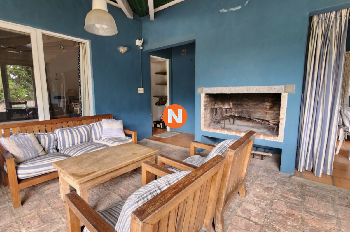 Casa Ref.225563 - Casa en Altos de Montoya - Espacio y Comodidad