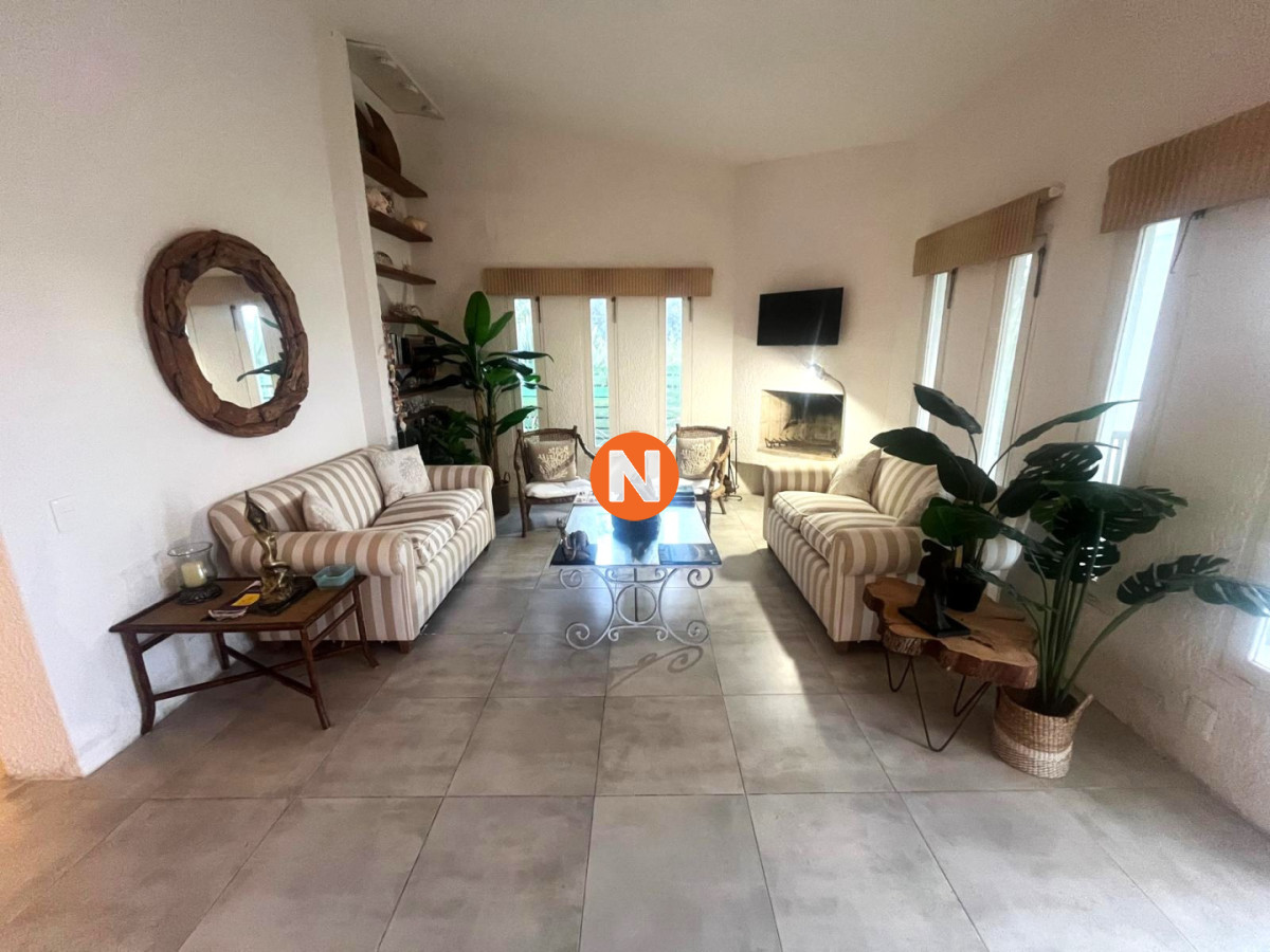 Casa Ref.209274 - VENTA DE CASA DE 2 DORMITORIOS EN EL CHORRO 