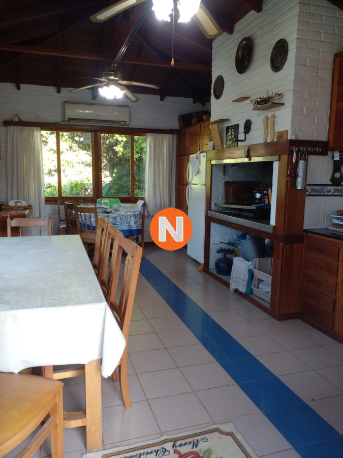 Casa Ref.222986 - Casa en venta en Pinares zona ideal!!