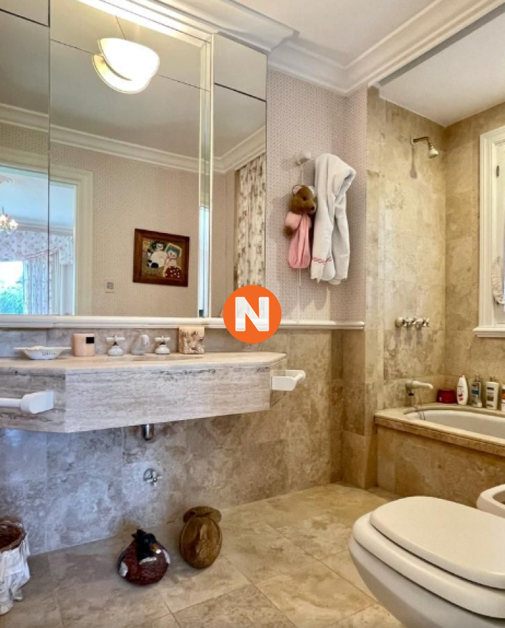 Casa Ref.223600 - Venta de Casa 5 DORMITORIOS en RINCÓN DEL INDIO, PLAYA BRAVA PUNTA DEL ESTE