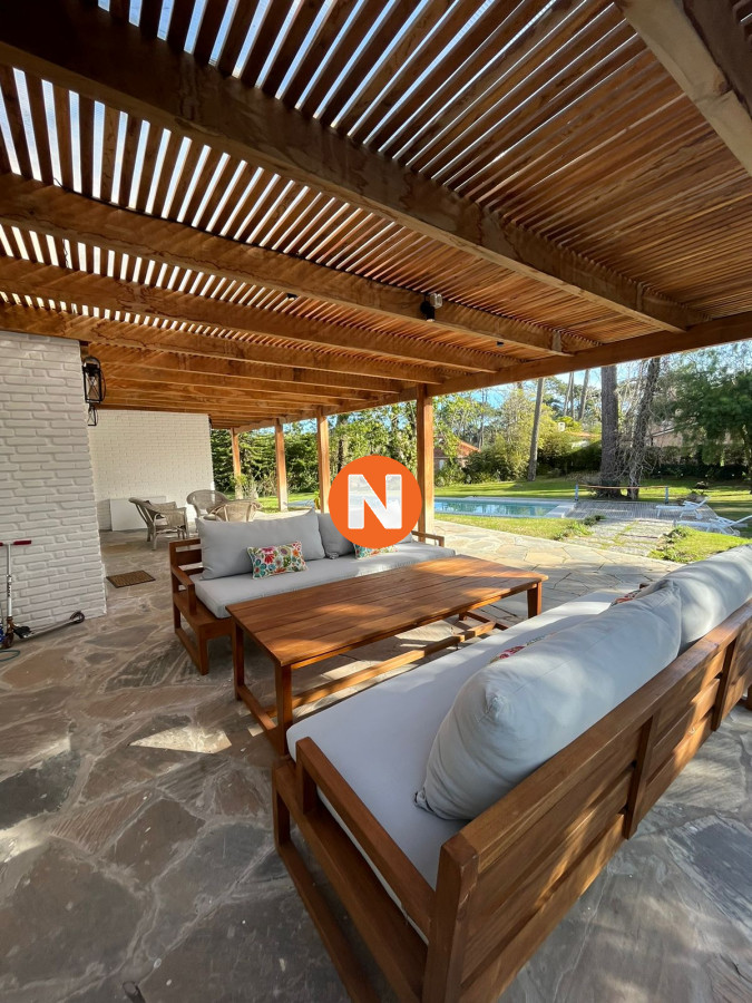 Casa Ref.221390 - Casa en Punta del Este, Golf