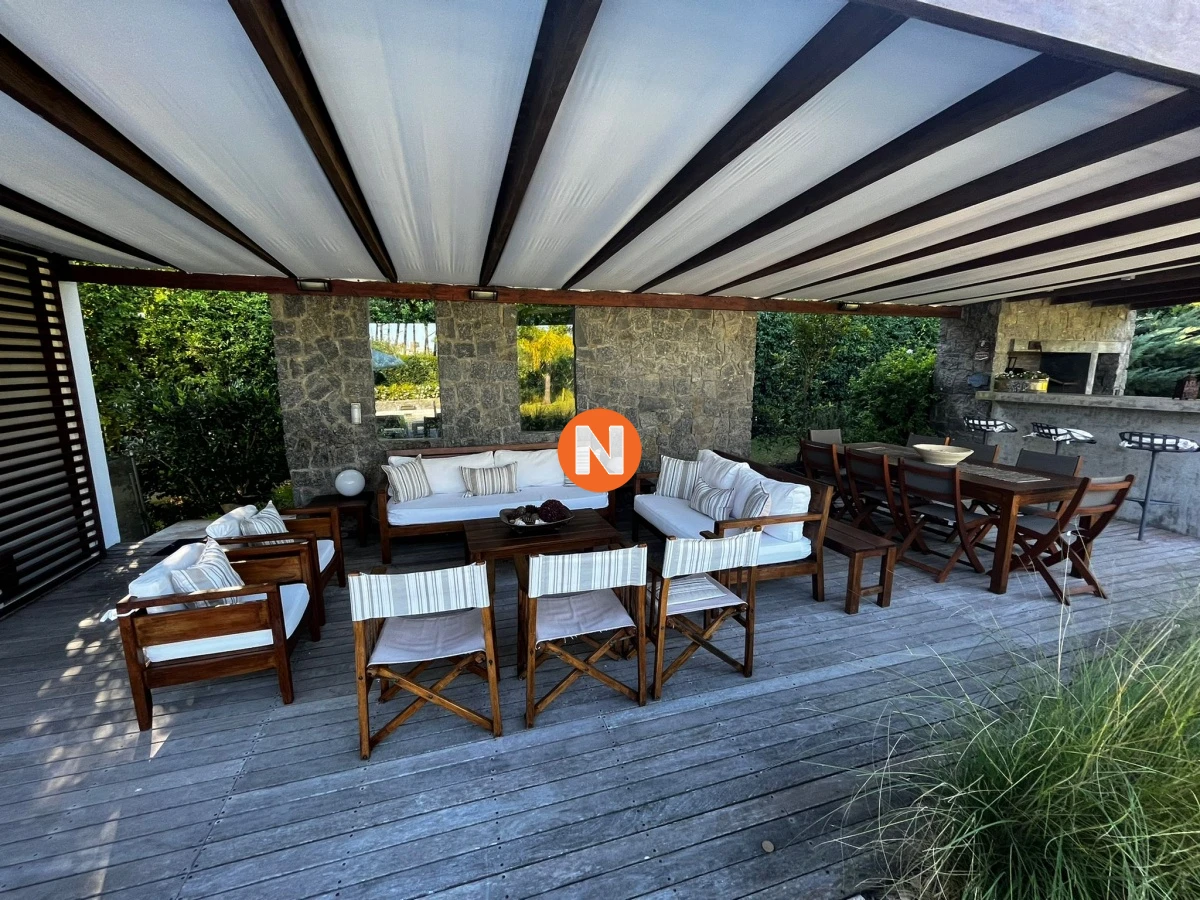 Casa Ref.207874 - Casa en Venta y Alquiler, Rincón del Indio, Punta del Este, 3 Dormitorios.