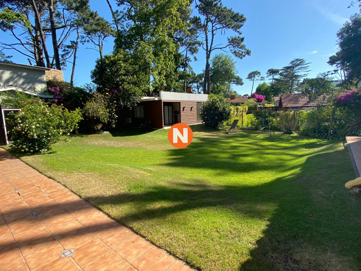 Casa Ref.210074 - Casa en Venta, Mansa, Punta del Este, 3 Dormitorios.