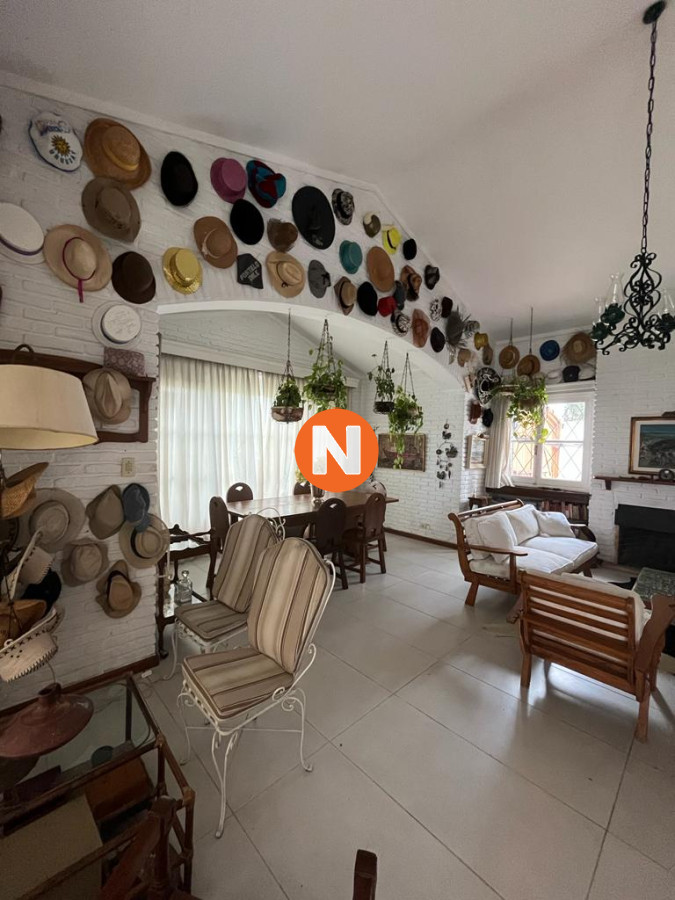 Casa Ref.205350 - Casa en venta Mansa, Punta del Este, 5 Dormitorios.