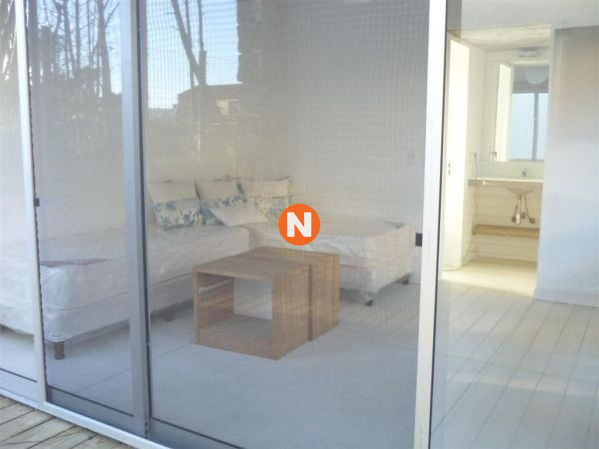 Casa Ref.223504 - Apartamento en Venta, 4 dormitoritos, La Barra