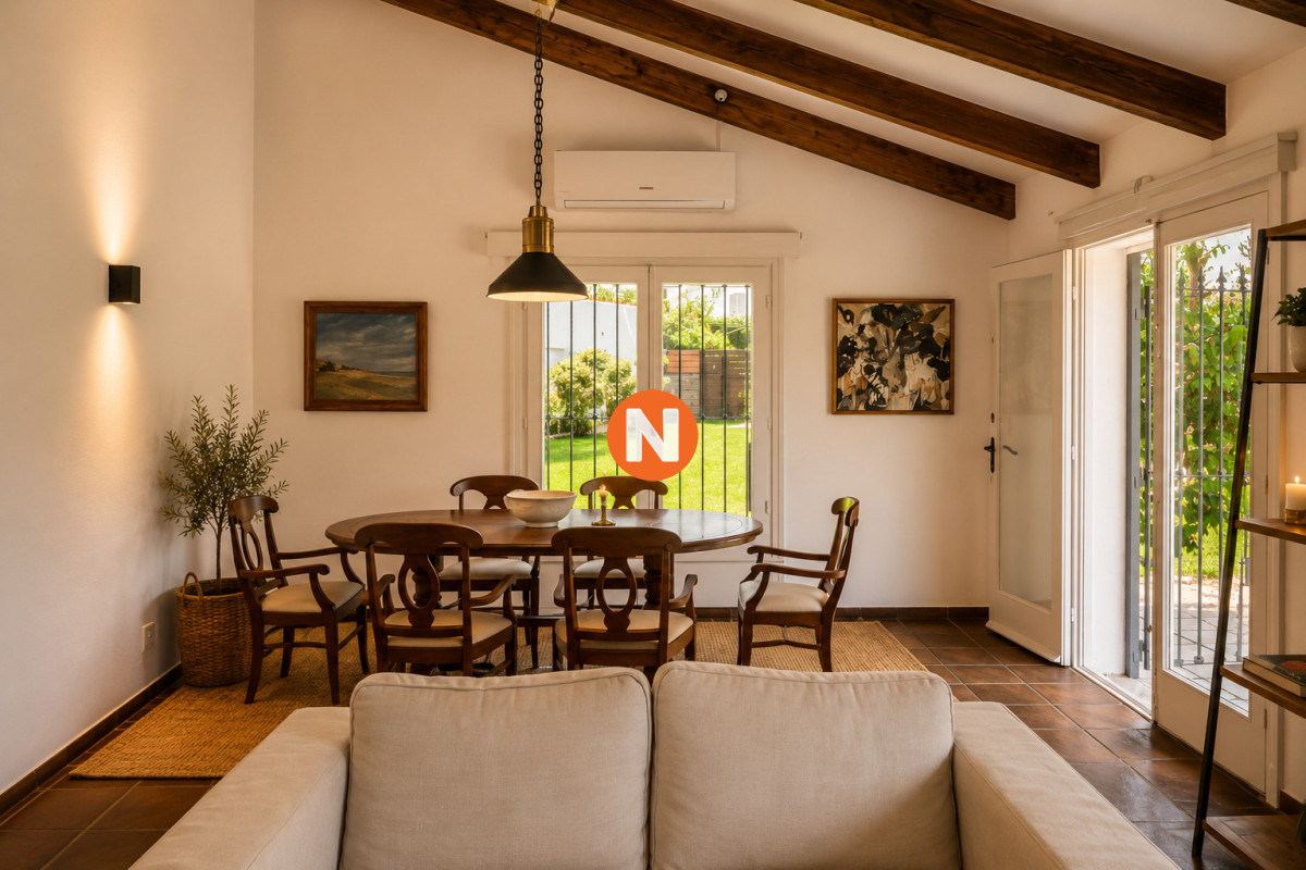 Casa Ref.208983 - Casa en Venta, Parada 8 de la Mansa, Punta del Este, 3 Dormitorios.