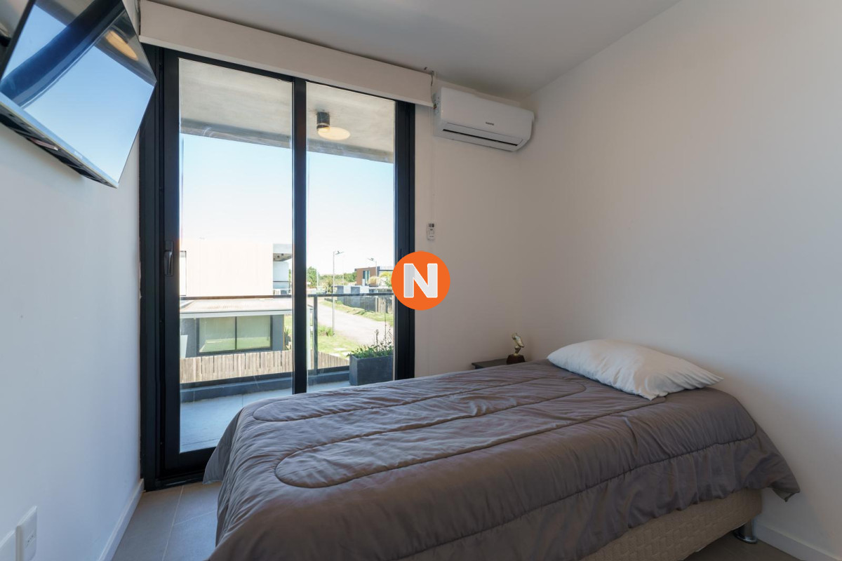 Casa Ref.225537 - Venta de Casa 3 Dorm. 3 Baños en Punta Ballena, Maldonado