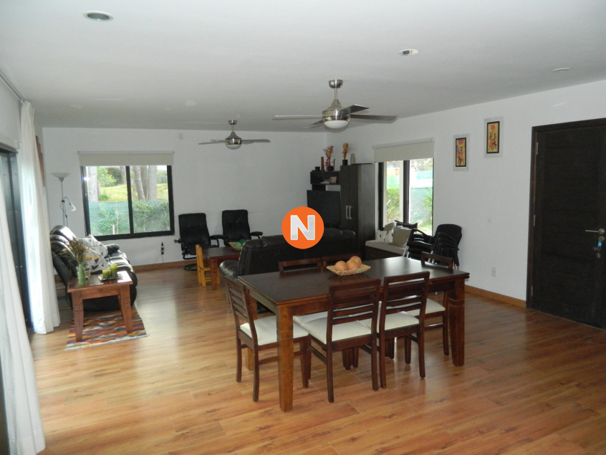 Casa Ref.224826 - Casa en Venta barrio La Arbolada