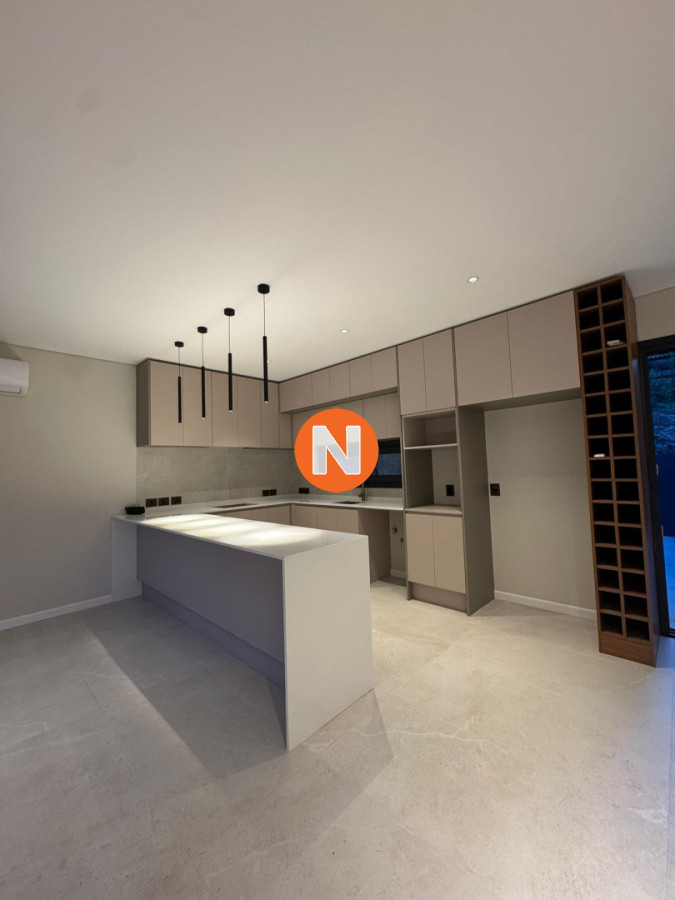 Casa Ref.224825 - Casa A Estrenar en Club del Lago, 3 dormitorios.