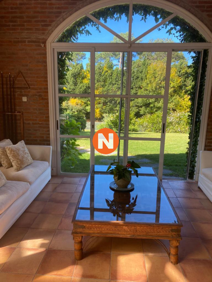 Casa Ref.219376 - Casa para alquilar de 5 dormitorios en Punta del Este 