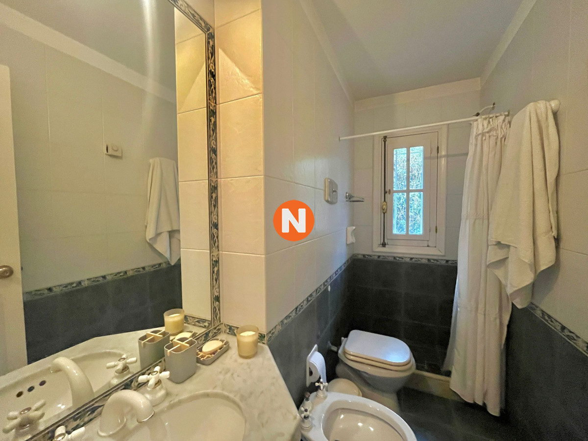 Casa Ref.207154 - Casa en Venta, Mansa, Punta del Este, 3 Dormitorios.