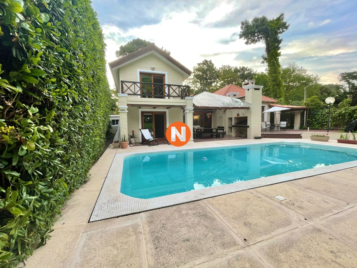 Casa Ref.221426 - Muy linda casa en venta