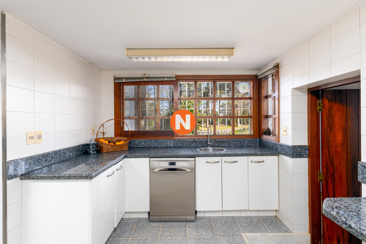 Casa Ref.223965 - Impresionante casa en Alquiler. En el Golf