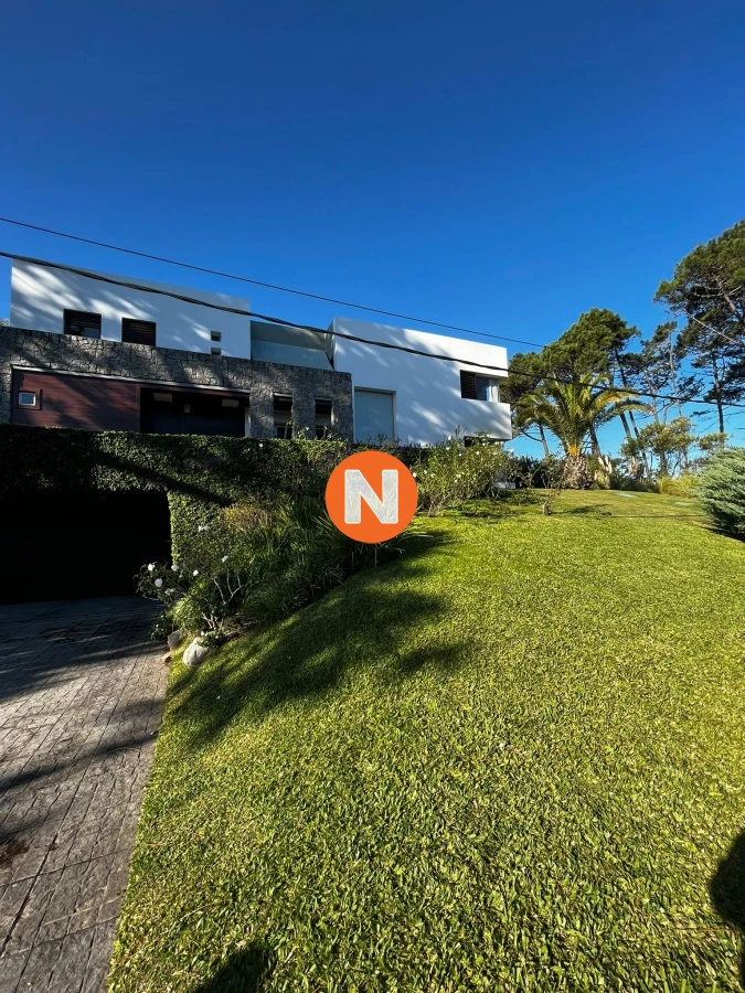 Casa Ref.207874 - Casa en Venta y Alquiler, Rincón del Indio, Punta del Este, 3 Dormitorios.