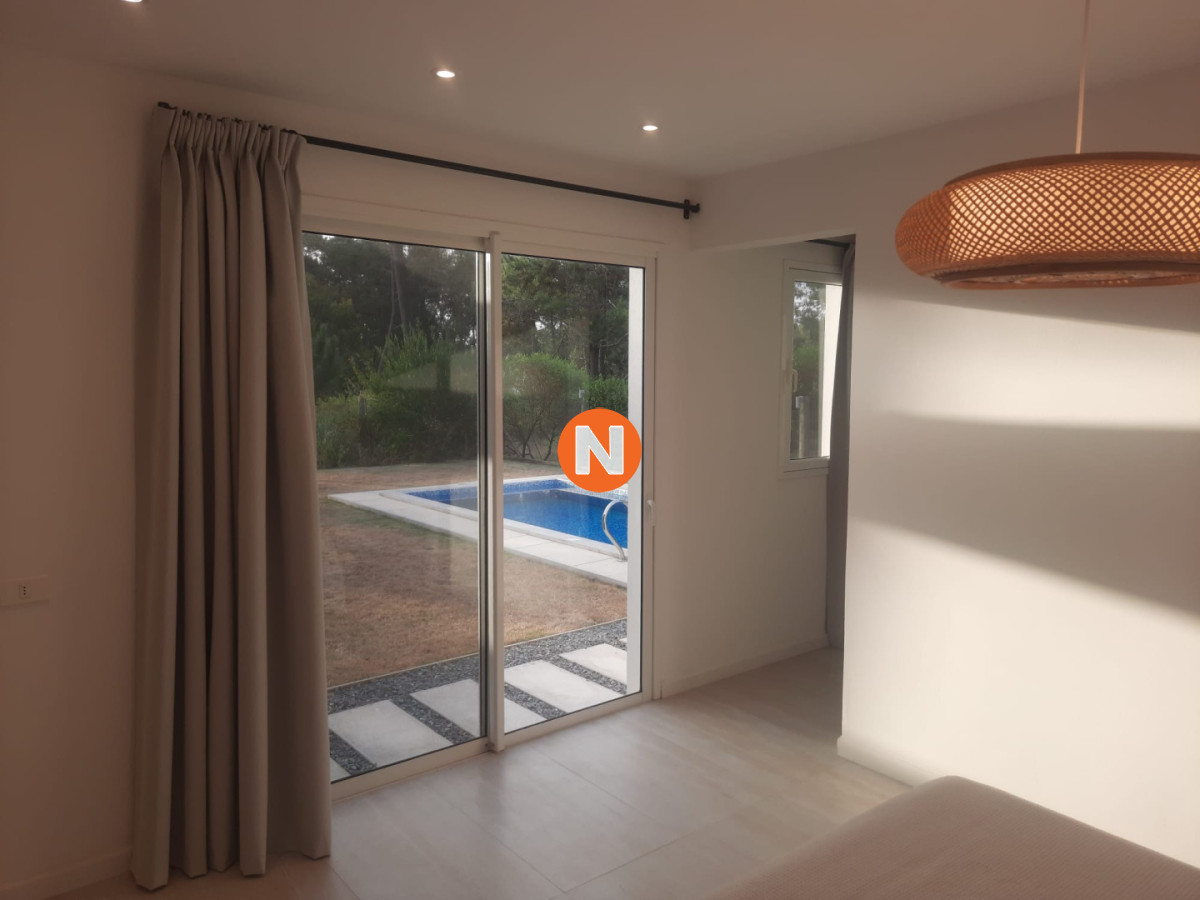Casa Ref.225562 - Casa en La Barra: Comodidad y Estilo
