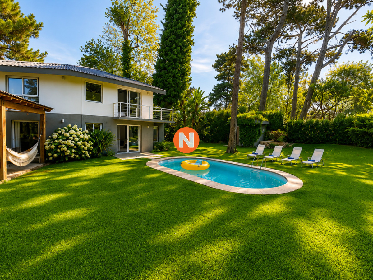Casa en Golf - Punta del Este a pasos del mar