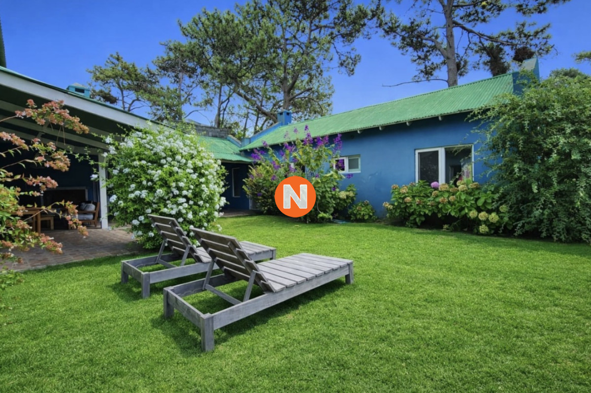 Casa Ref.225563 - Casa en Altos de Montoya - Espacio y Comodidad