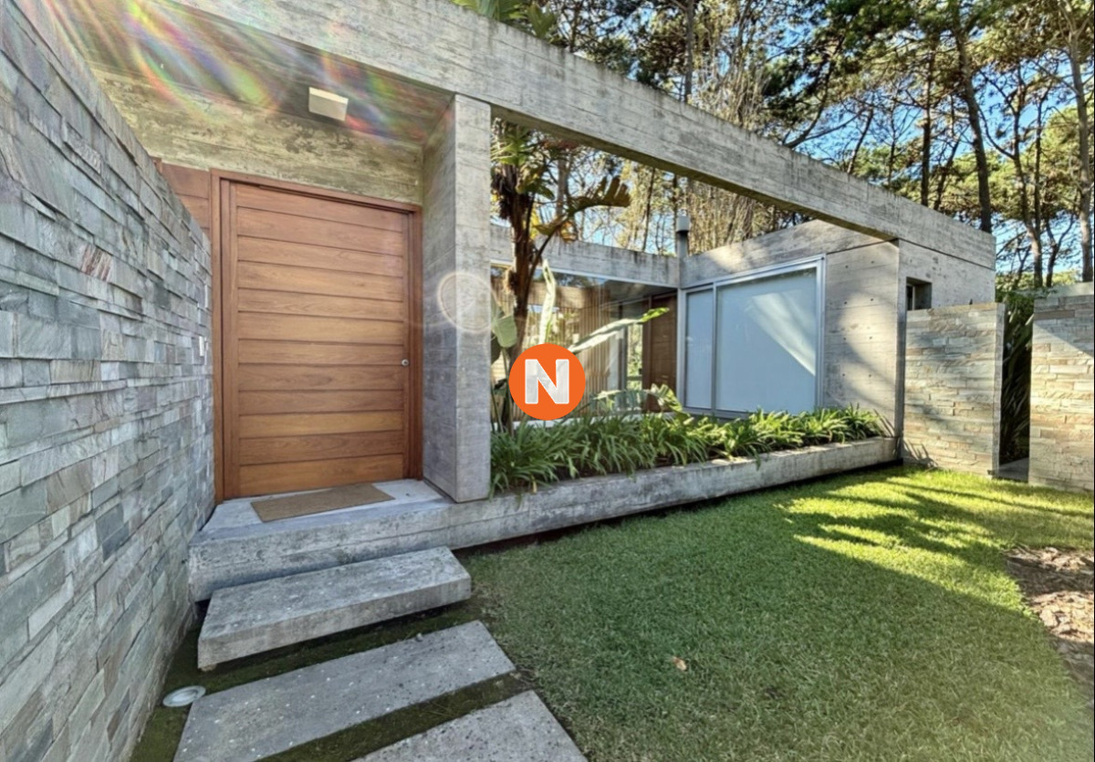 Casa Ref.224824 - Excelente Casa en Venta en NORESTE Residence