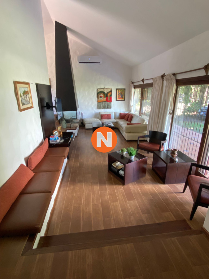 Casa Ref.210074 - Casa en Venta, Mansa, Punta del Este, 3 Dormitorios.