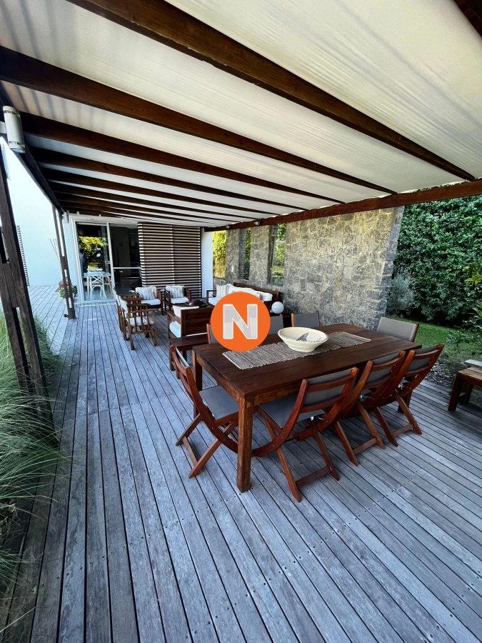 Casa Ref.207874 - Casa en Venta y Alquiler, Rincón del Indio, Punta del Este, 3 Dormitorios.