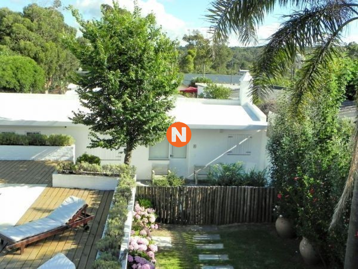 Casa Ref.223509 - Casa en Venta, 6 dormitorios, La Barra