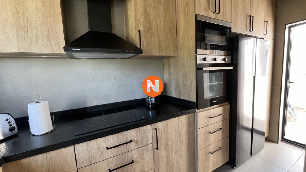 Casa Ref.223503 - Casa en Venta, 5 dormitorios, La Barra