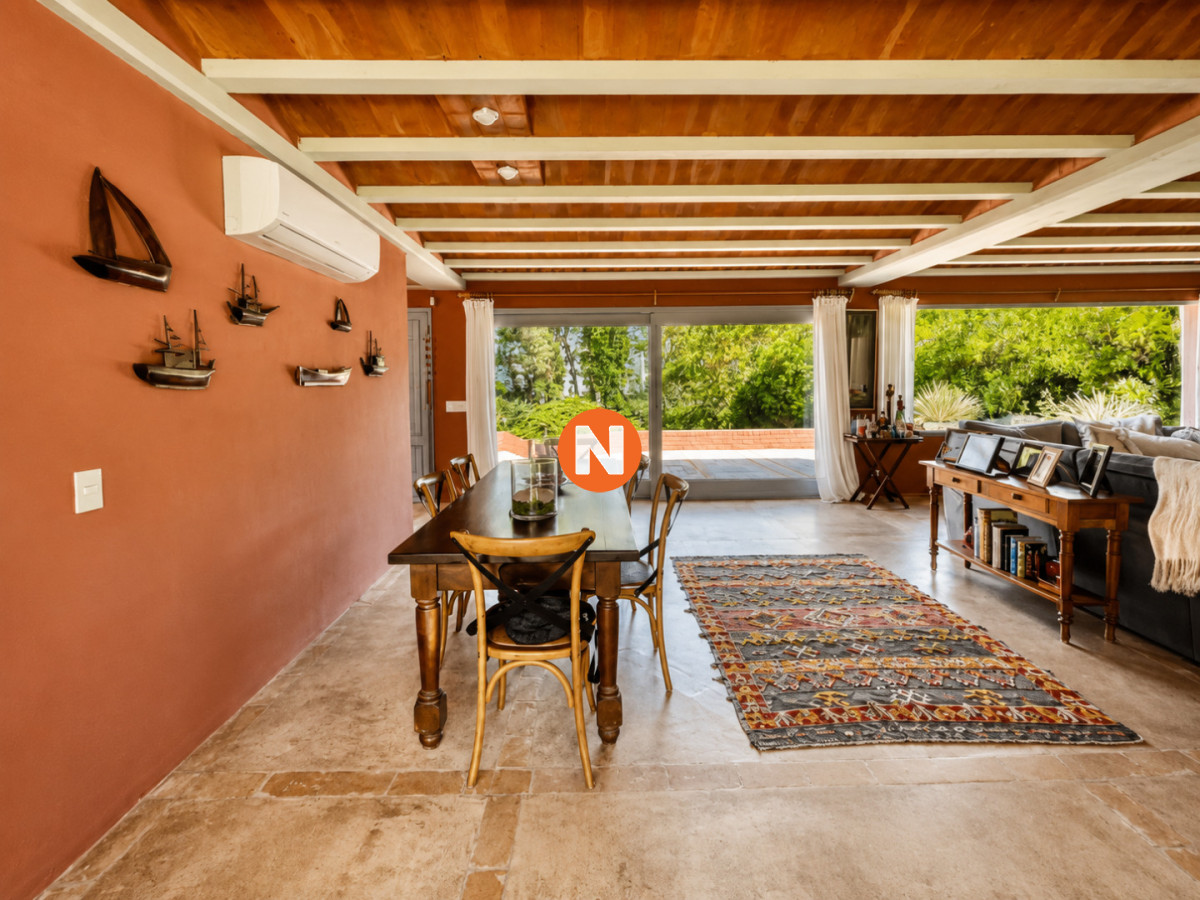 Casa Ref.220551 - Casa en Rincón del Indio, a pasos del mar
