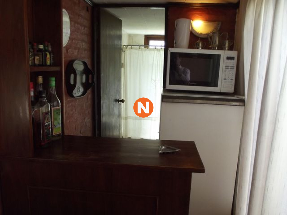 Casa Ref.206995 - Casa en Venta y Alquiler, Club del Lago, Punta Ballena, 4 Dormitorios.