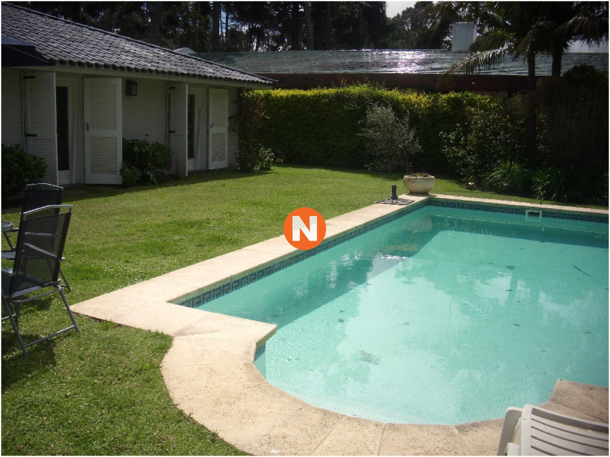 Casa Ref.207154 - Casa en Venta, Mansa, Punta del Este, 3 Dormitorios.