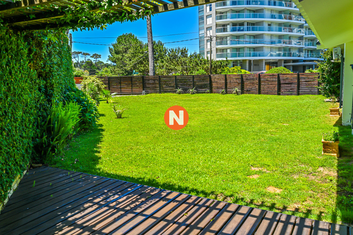 Casa Ref.208983 - Casa en Venta, Mansa, Punta del Este, 3 Dormitorios.