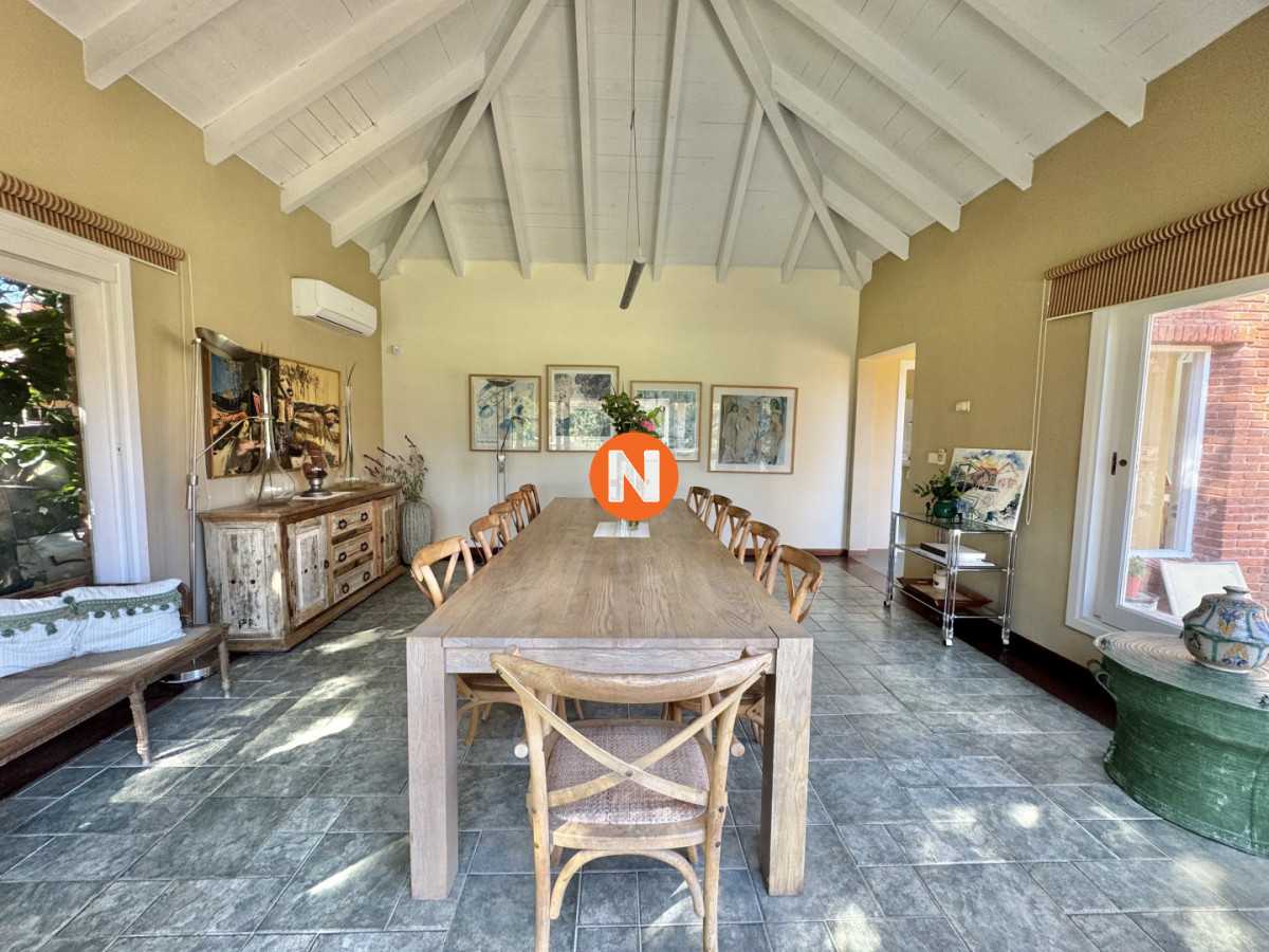 Casa Ref.205482 - ESPECTACULAR CASA EN EL GOLF DE 5 DORMITORIOS EN VENTA
